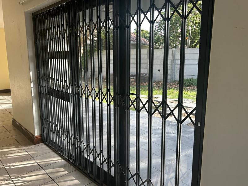 4 Bedroom Property for Sale in Rondebosch Western Cape